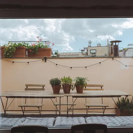 Amazing Penthouse With Terrace And Rooftop In Trastevere Lägenhet