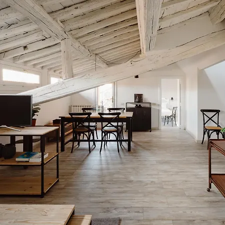 Apartment Amazing Penthouse With Terrace And Rooftop In Trastevere